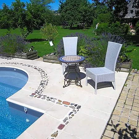 La Griotte 2 & Spa&piscine 3* Pennedepie